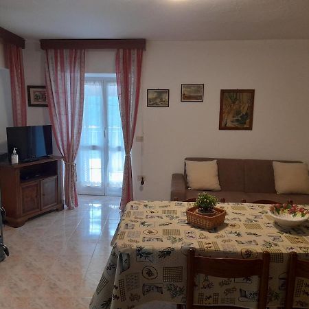 Vila Agriturismo Merlotta Varese Ligure Exteriér fotografie