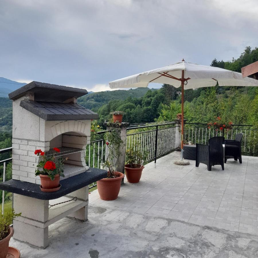 Vila Agriturismo Merlotta Varese Ligure Exteriér fotografie