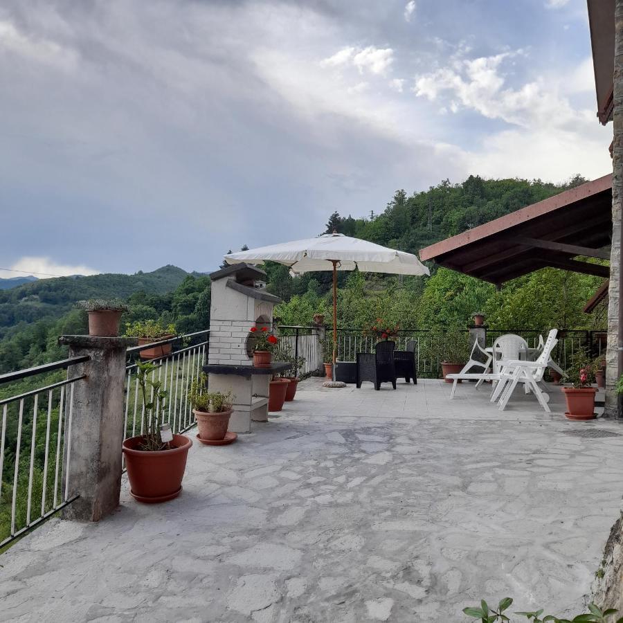 Vila Agriturismo Merlotta Varese Ligure Exteriér fotografie