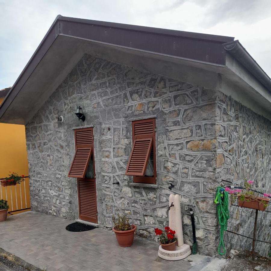 Vila Agriturismo Merlotta Varese Ligure Exteriér fotografie