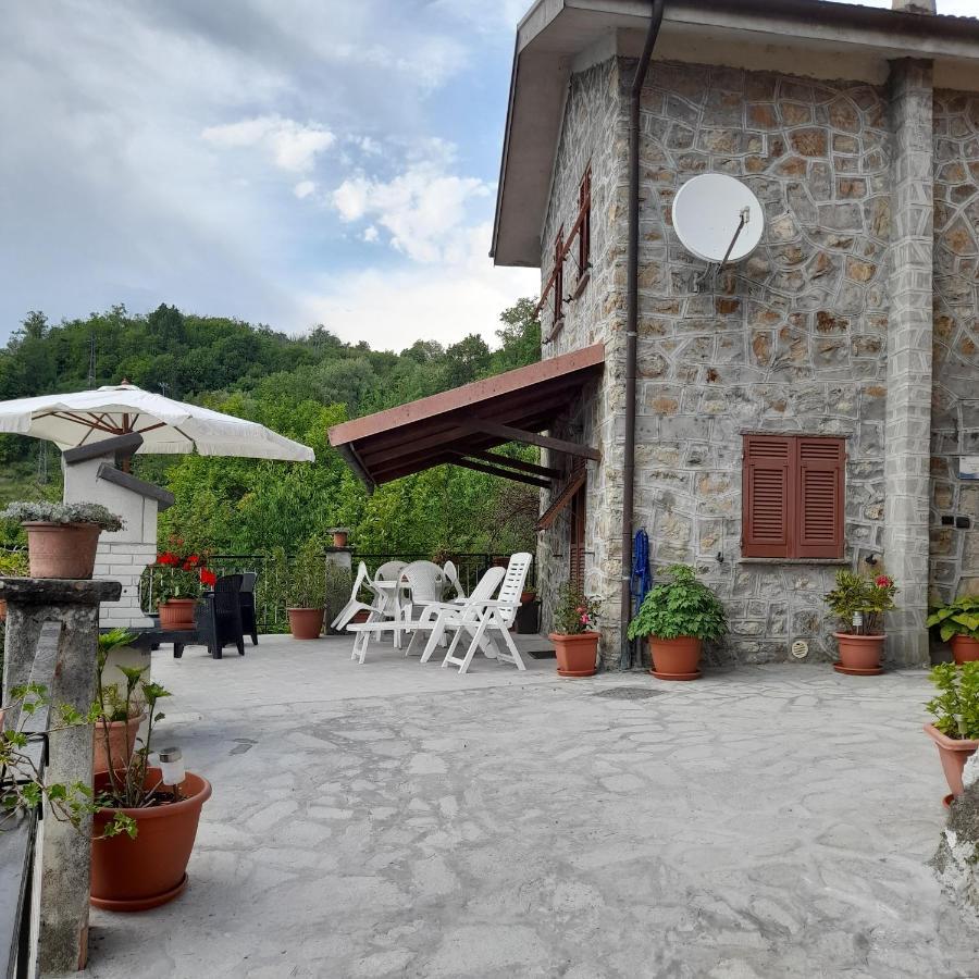 Vila Agriturismo Merlotta Varese Ligure Exteriér fotografie